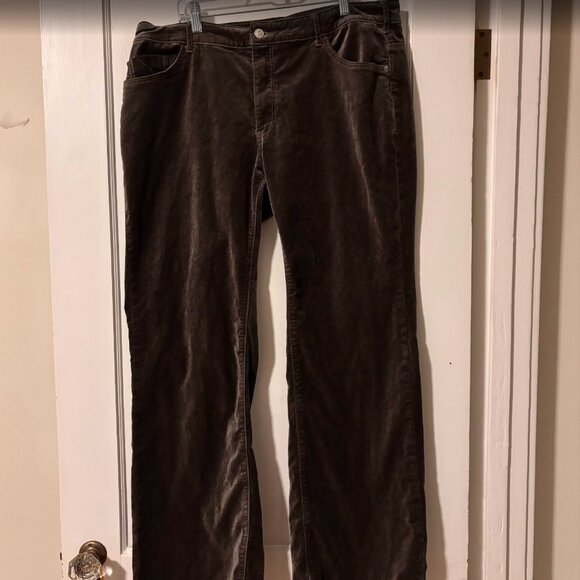 Pilcro Demilune Mid-Rise Bootcut Charcoal Velvet Jeans NWOT 16W - Picture 3 of 7